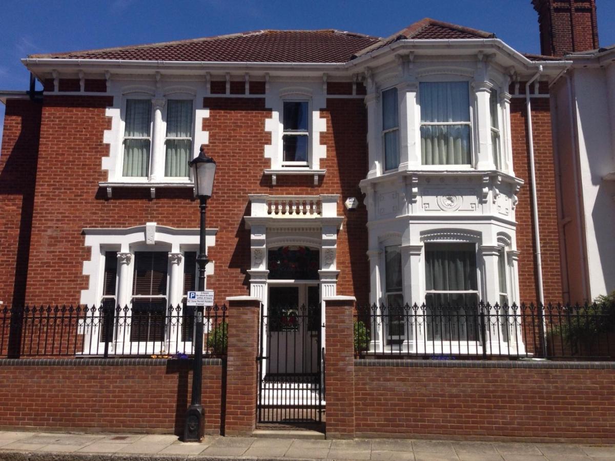 The Clarence Boutique Rooms Portsmouth Exterior foto